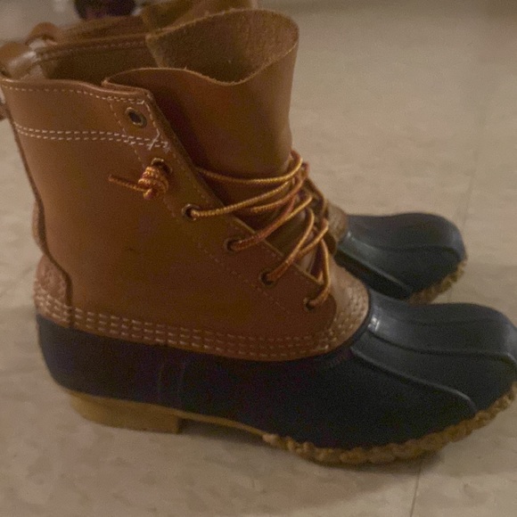Navy Bean Boots - Picture 2 of 4